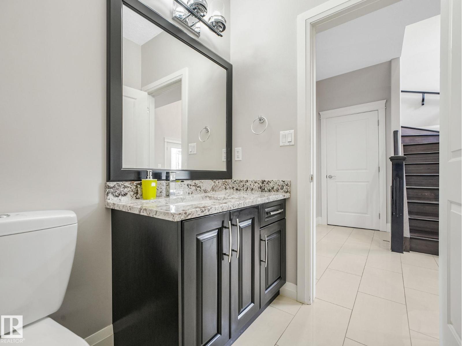 16268 137 ST NW - 27