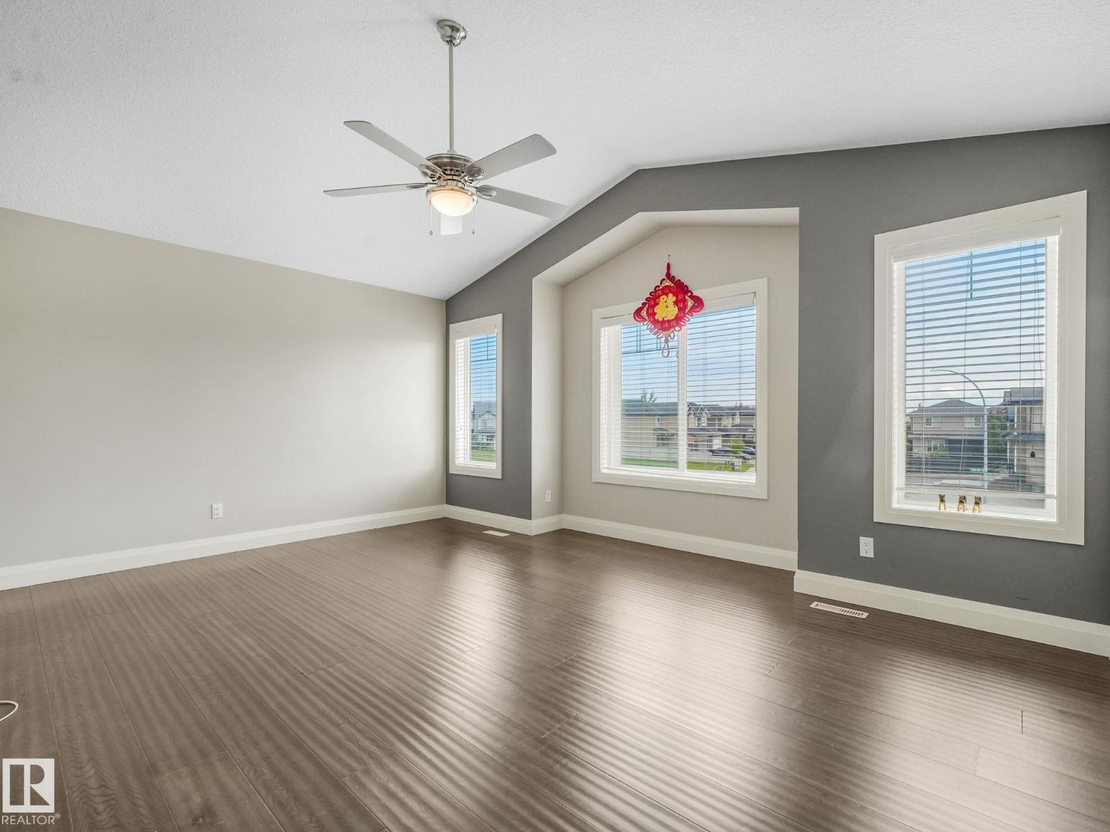 16268 137 ST NW - 31