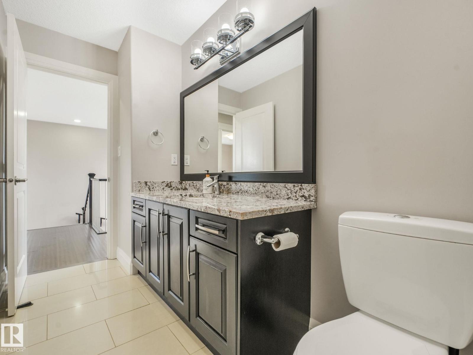 16268 137 ST NW - 37