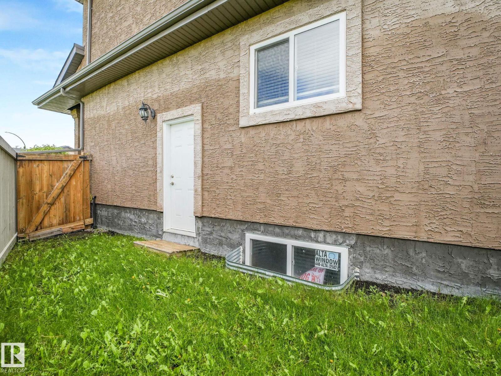 16268 137 ST NW - 57