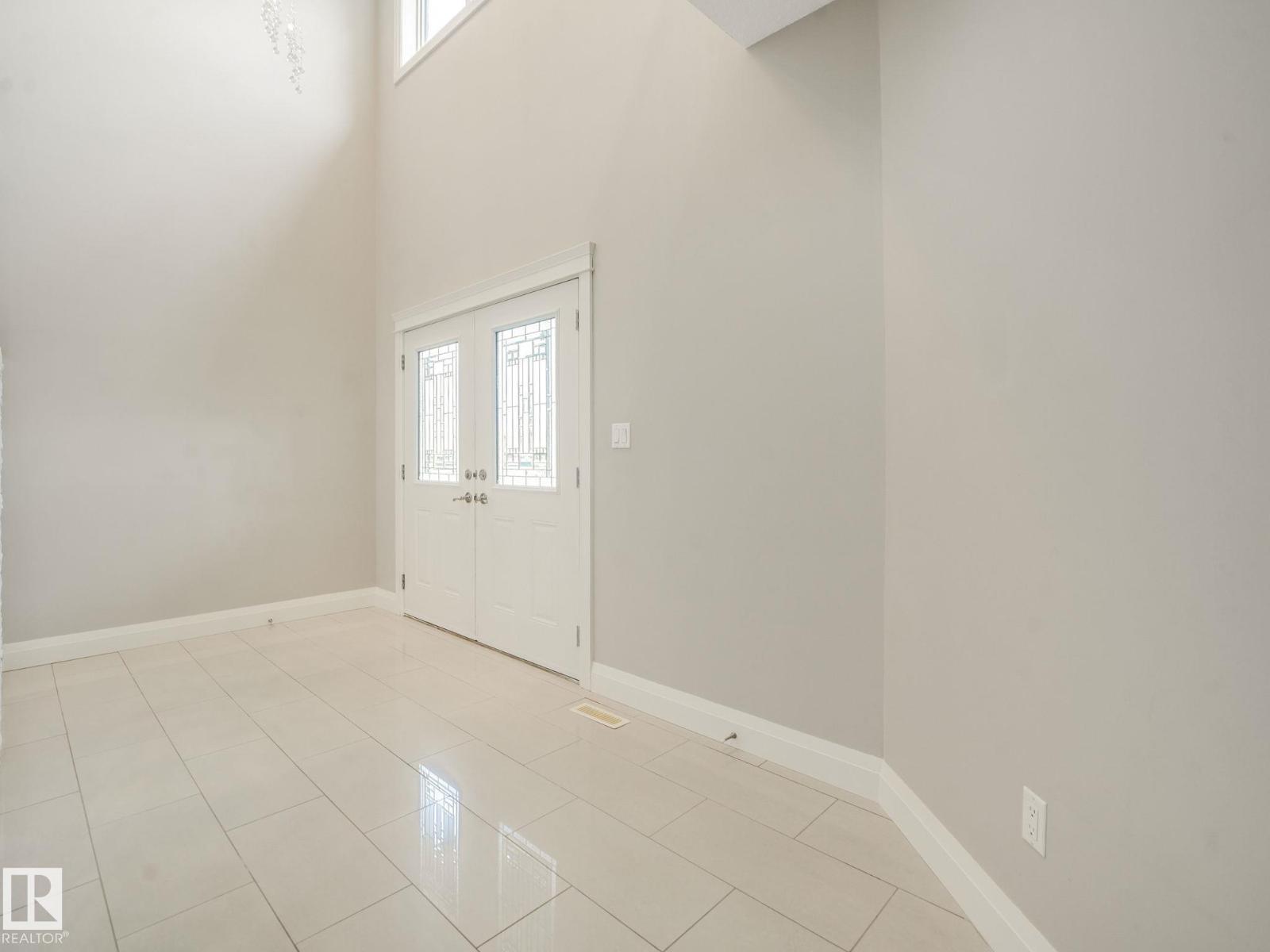 16268 137 ST NW - 6