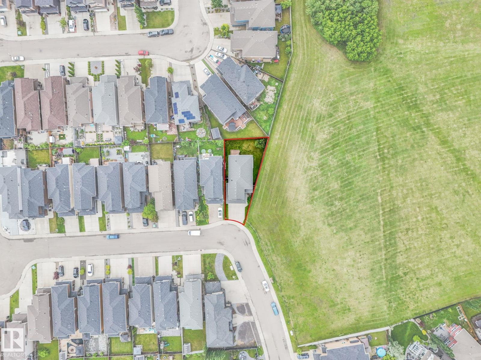 16268 137 ST NW - 66