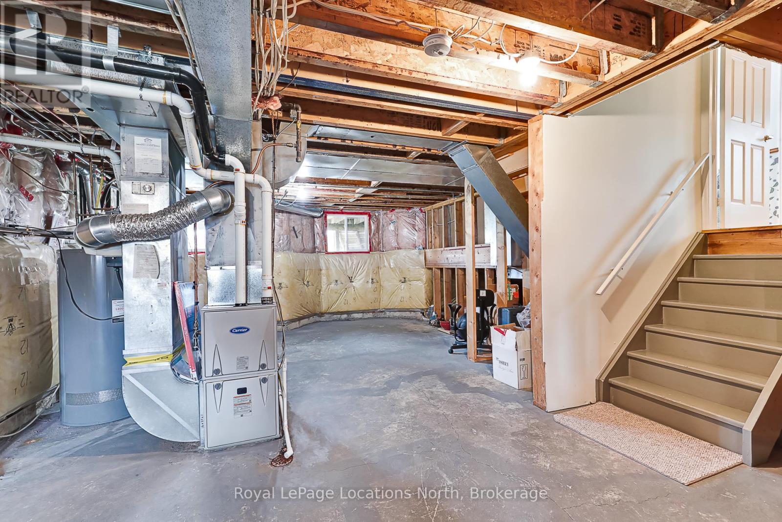 35 BARKER BOULEVARD - 31