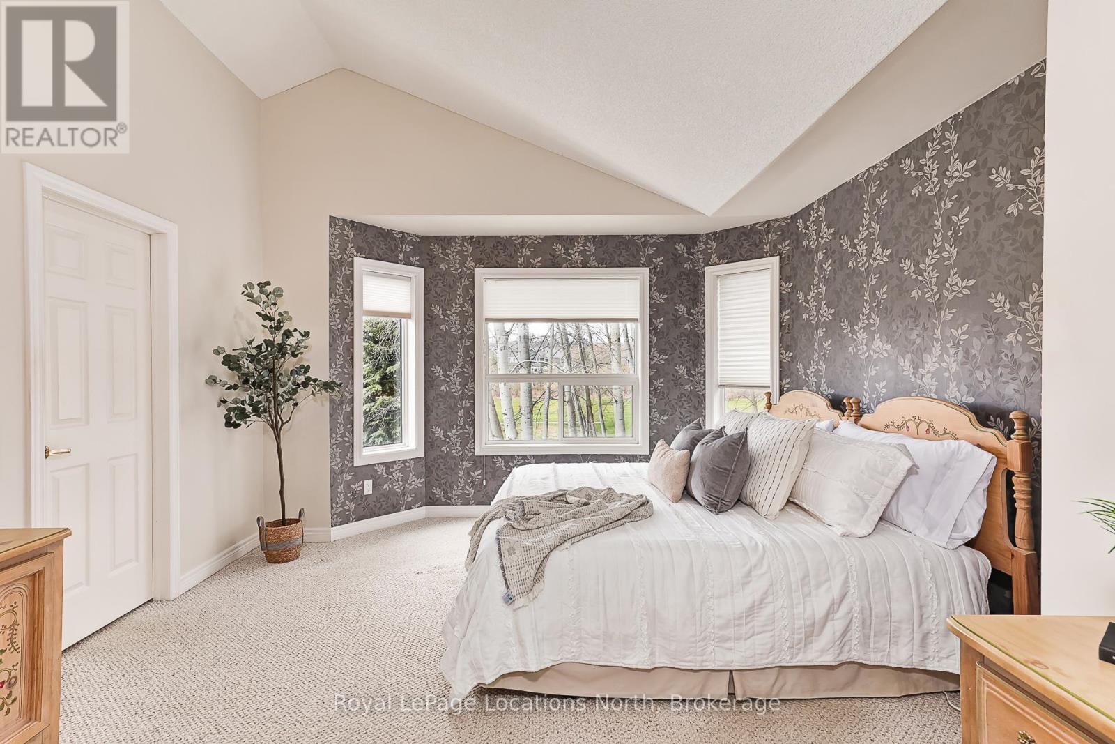 35 BARKER BOULEVARD - 21