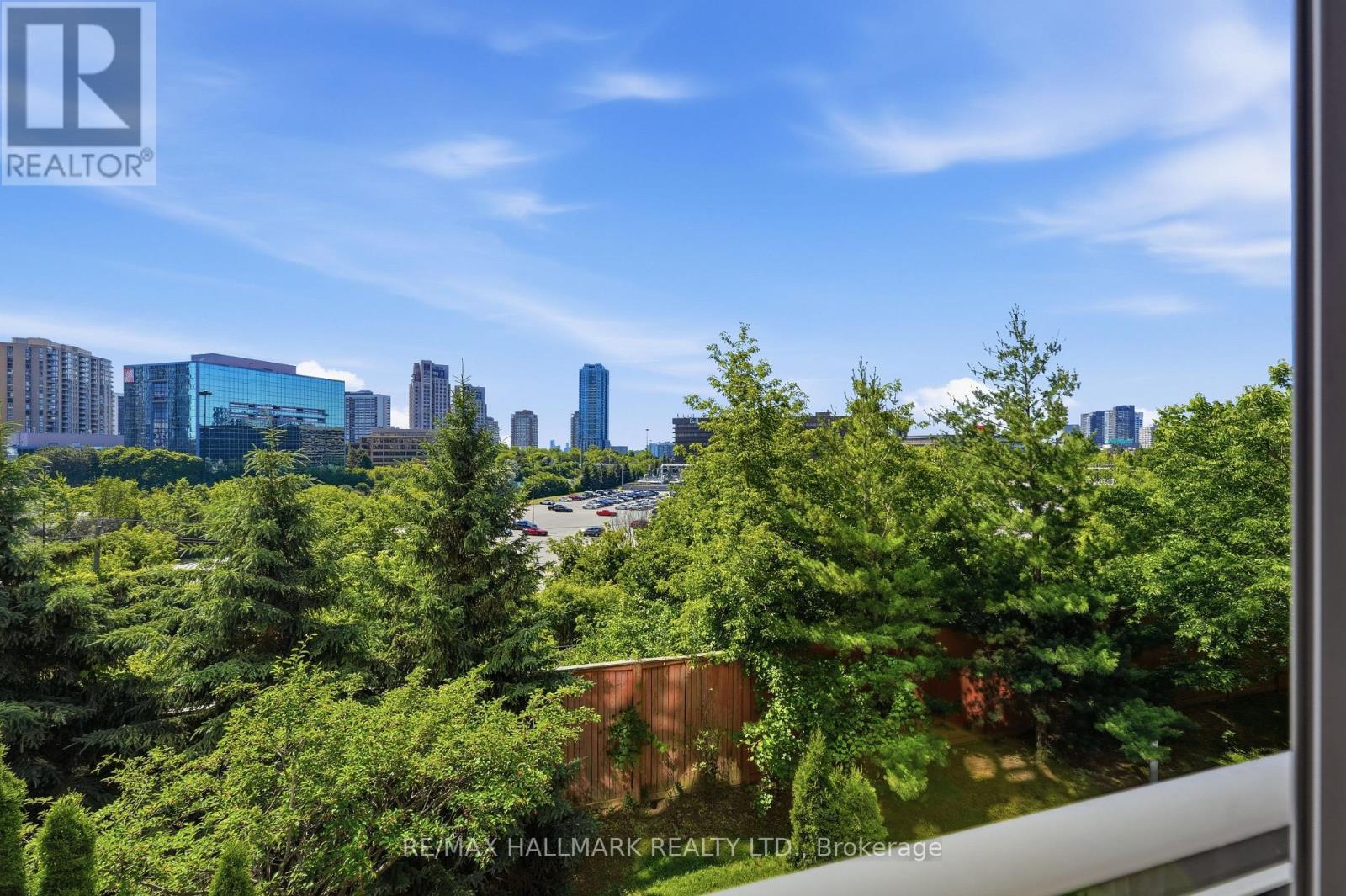 #417 120 DALLIMORE CIRCLE - 16