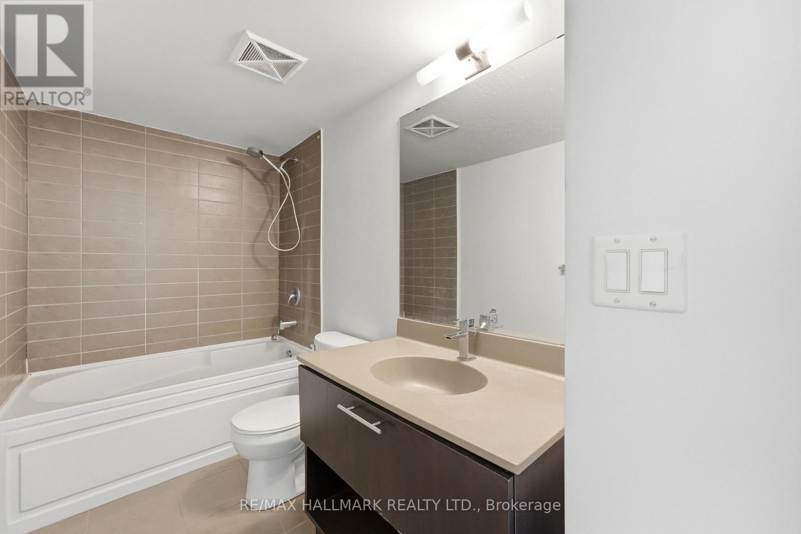 #417 120 DALLIMORE CIRCLE - 14