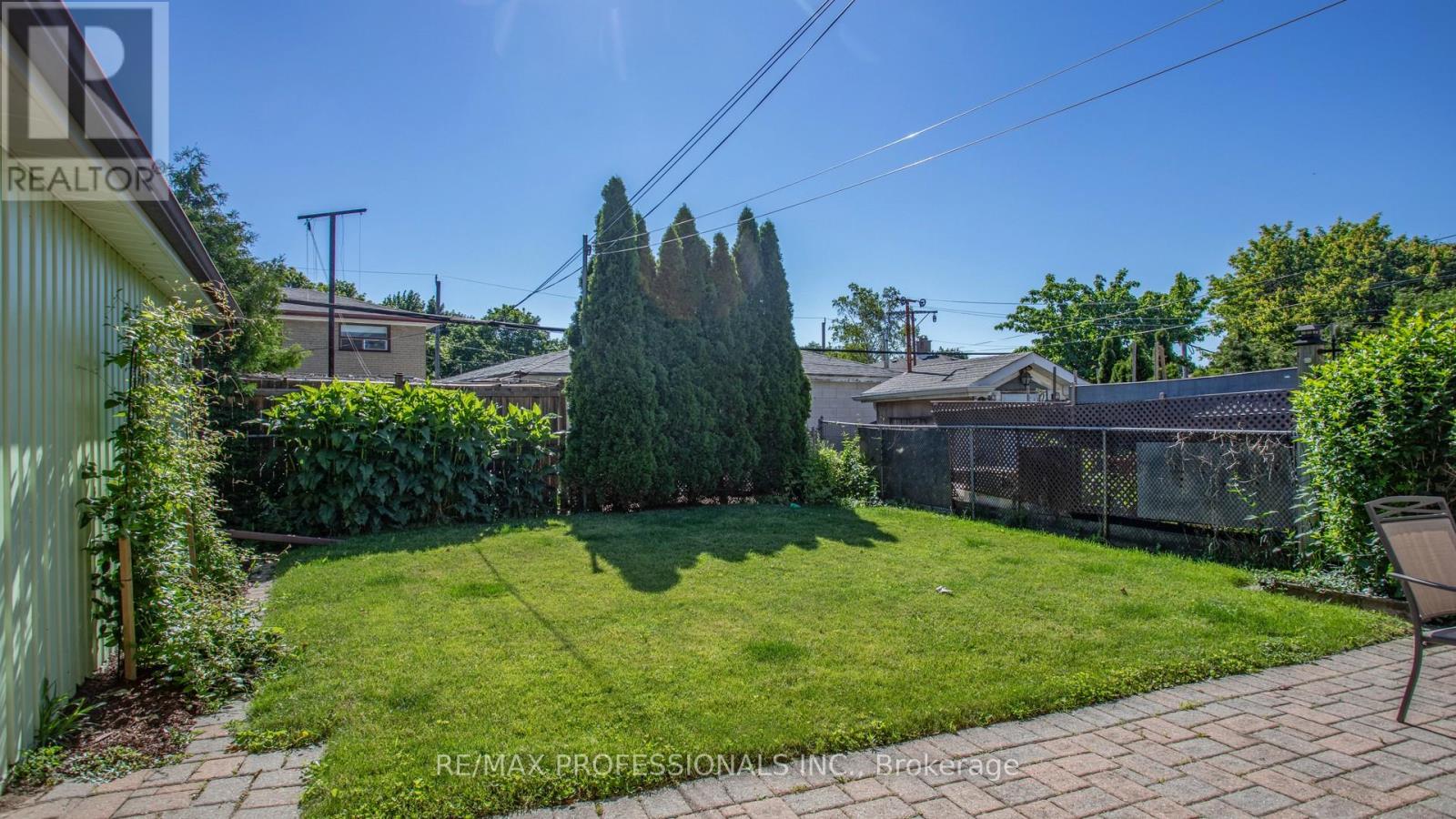 19 DAVELAYNE ROAD - 21