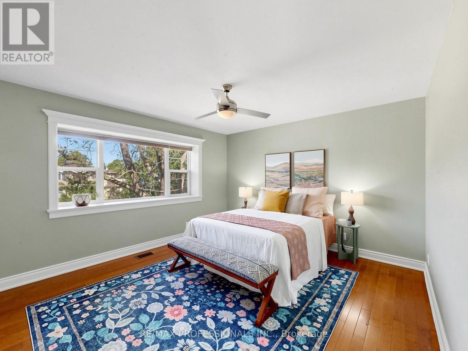 25 WALTHAM DRIVE - 21