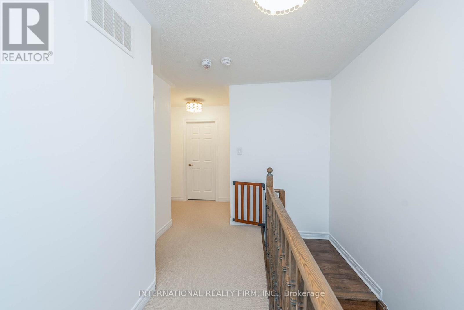 99 HUGUENOT ROAD - 17