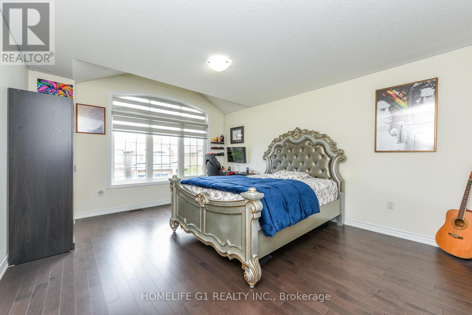 18 FASCINATION STREET - 14