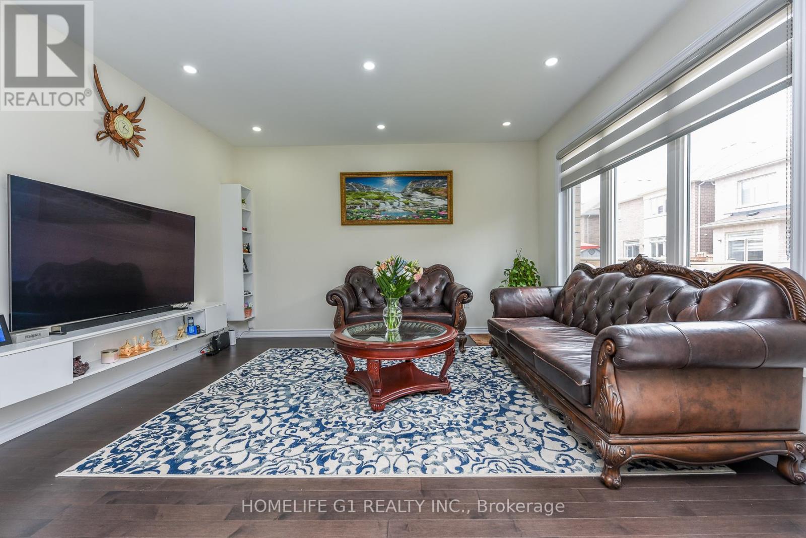18 FASCINATION STREET - 6