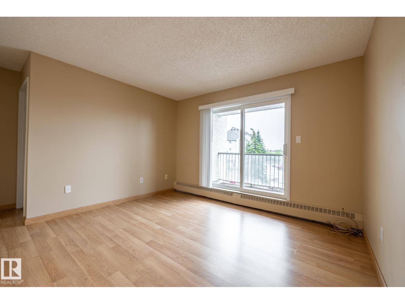 #324 6720 158 AV NW - 22