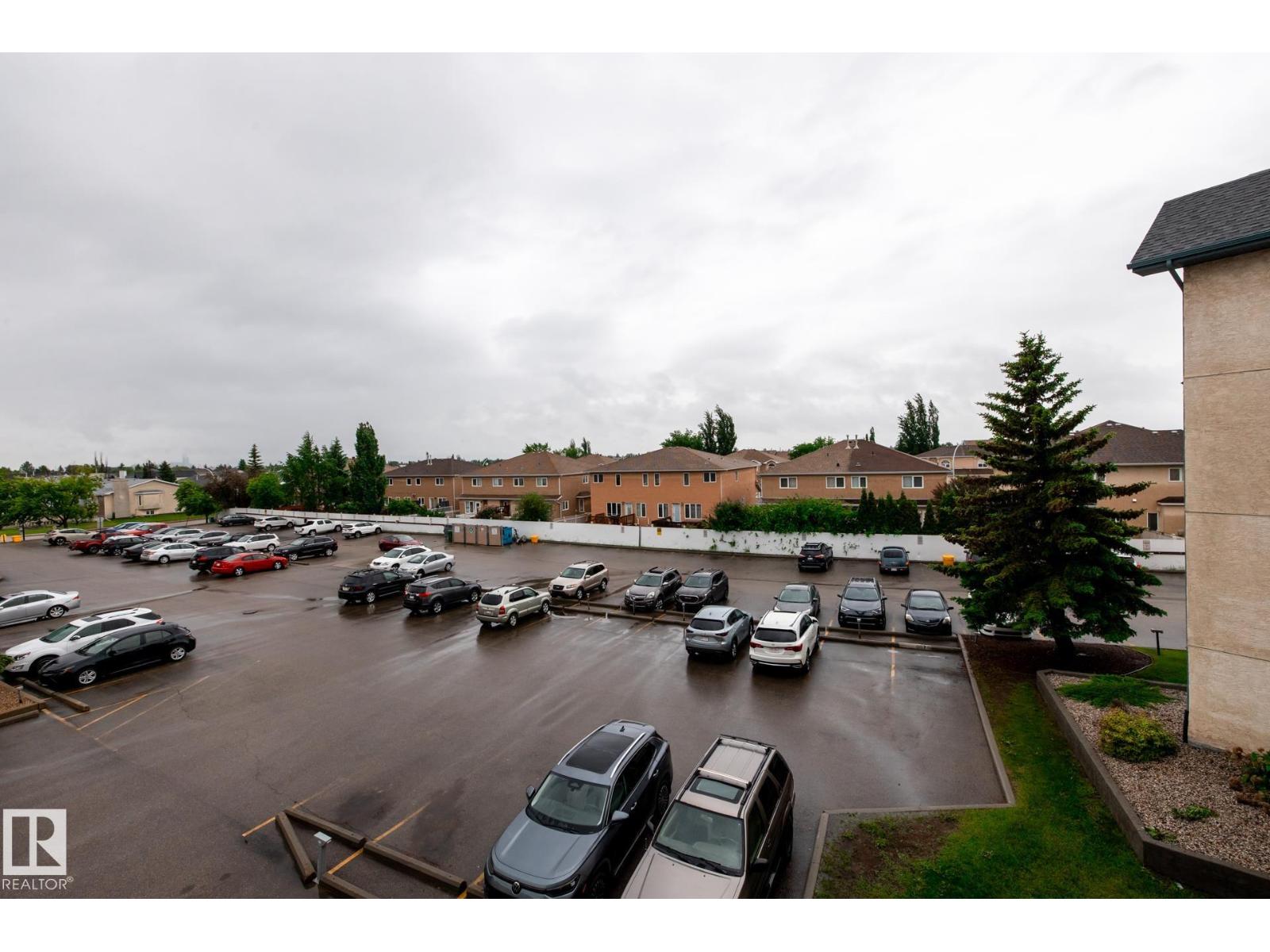 #324 6720 158 AV NW - 53