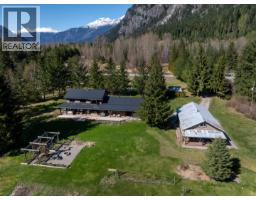 780 Green Road, Pemberton, BC V0N2L2 Photo 36