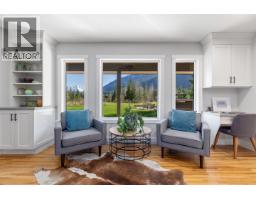 780 Green Road, Pemberton, BC V0N2L2 Photo 9
