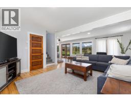 780 Green Road, Pemberton, BC V0N2L2 Photo 11