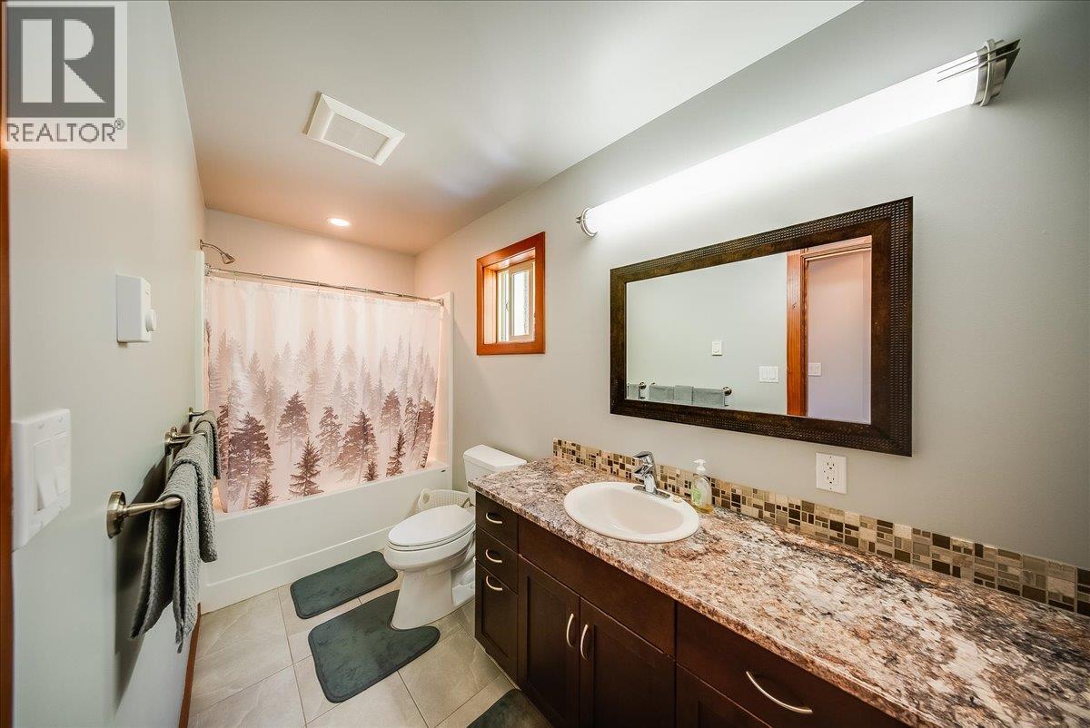 740 REDSTONE Drive - Image 30