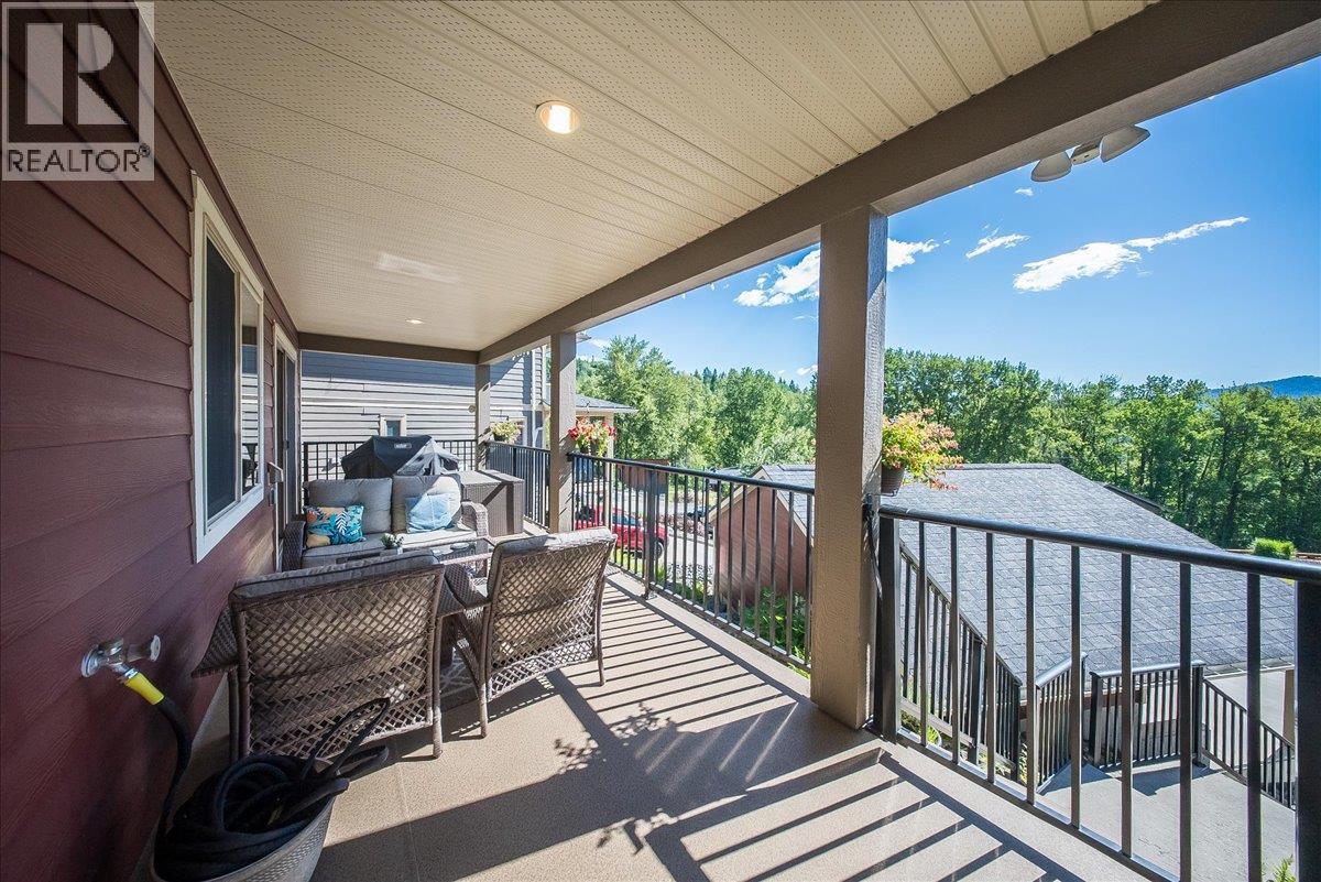 740 REDSTONE Drive - Image 5