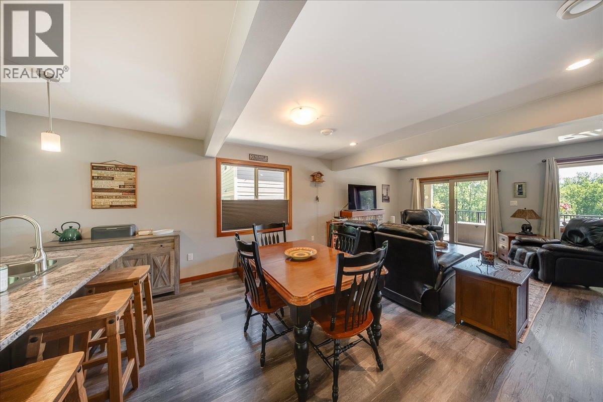 740 REDSTONE Drive - Image 15