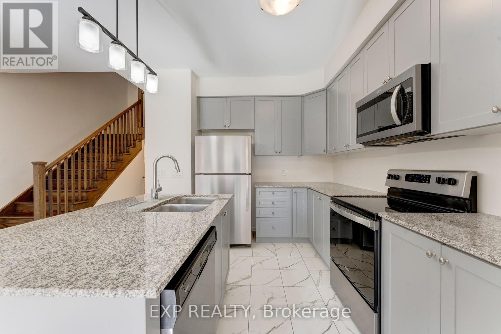 8 ROYWOOD STREET - 12