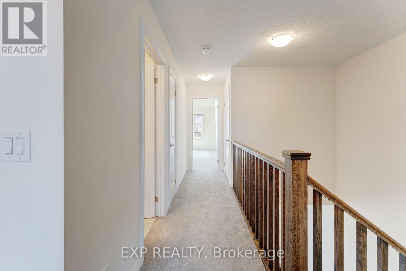 8 ROYWOOD STREET - 19