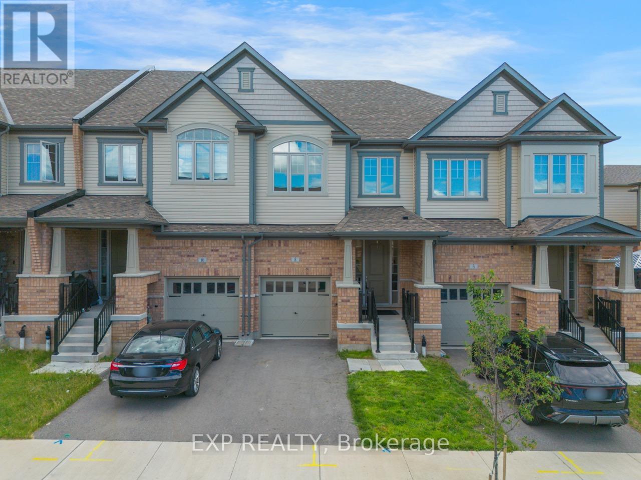 8 ROYWOOD STREET - 2