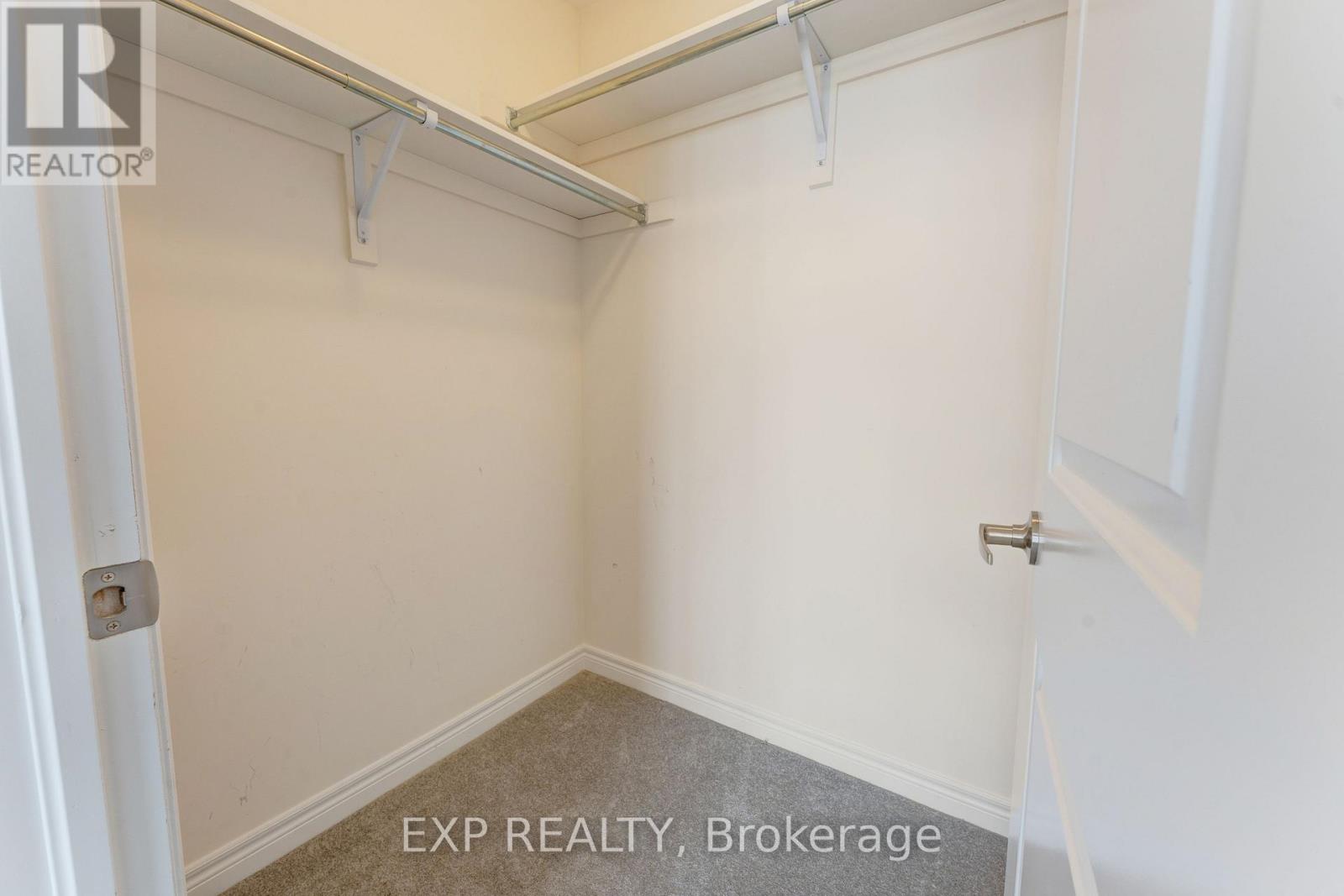 8 ROYWOOD STREET - 22