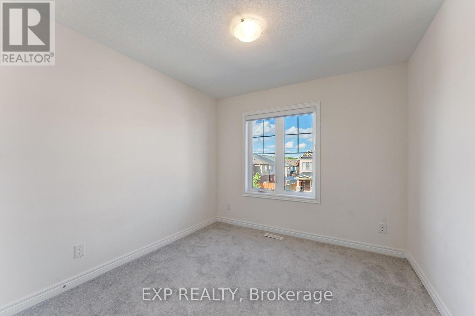 8 ROYWOOD STREET - 24