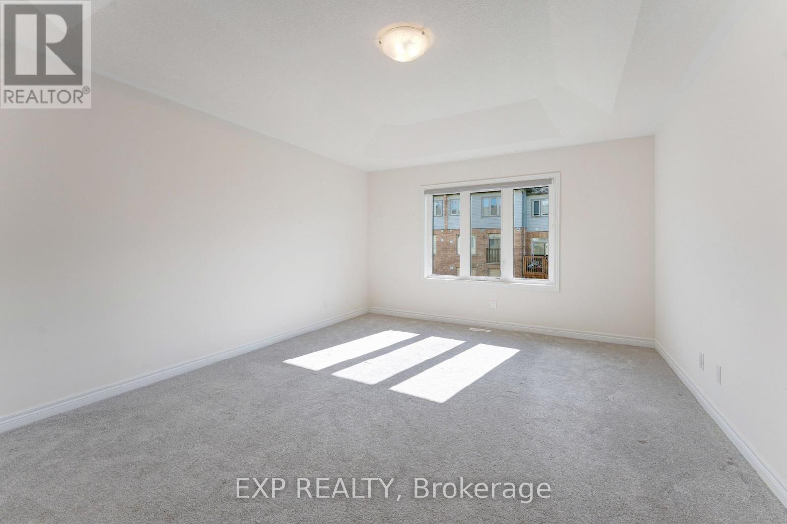 8 ROYWOOD STREET - 31