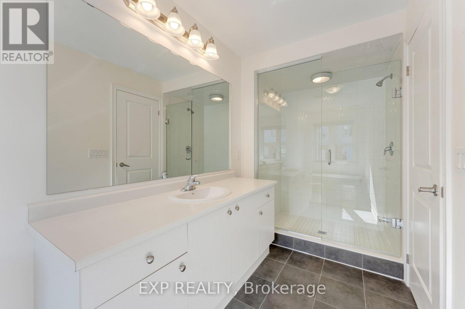 8 ROYWOOD STREET - 36