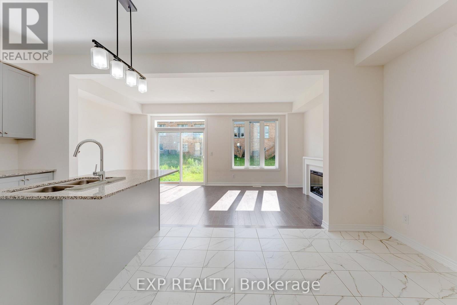 8 ROYWOOD STREET - 9