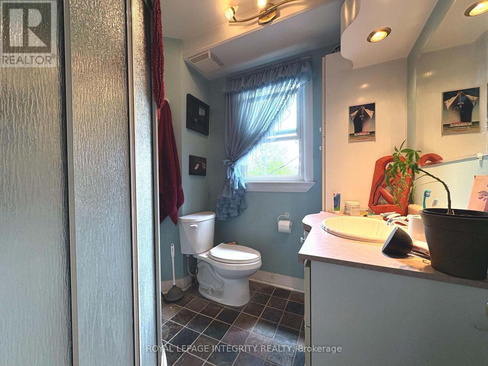 2 Bed, 3 Bath House for Rent in Ottawa – 1222 DORCHESTER AVENUE, Ottawa – MLS# X13481072 - Image 19