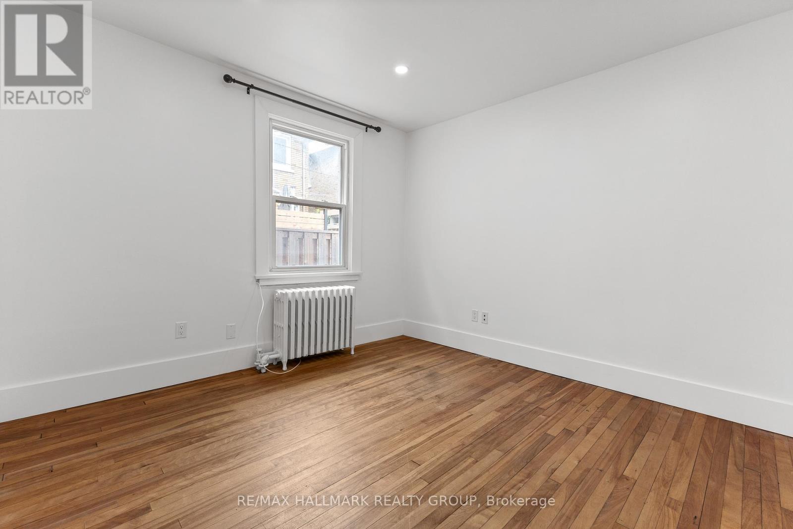 455 METCALFE STREET - 10