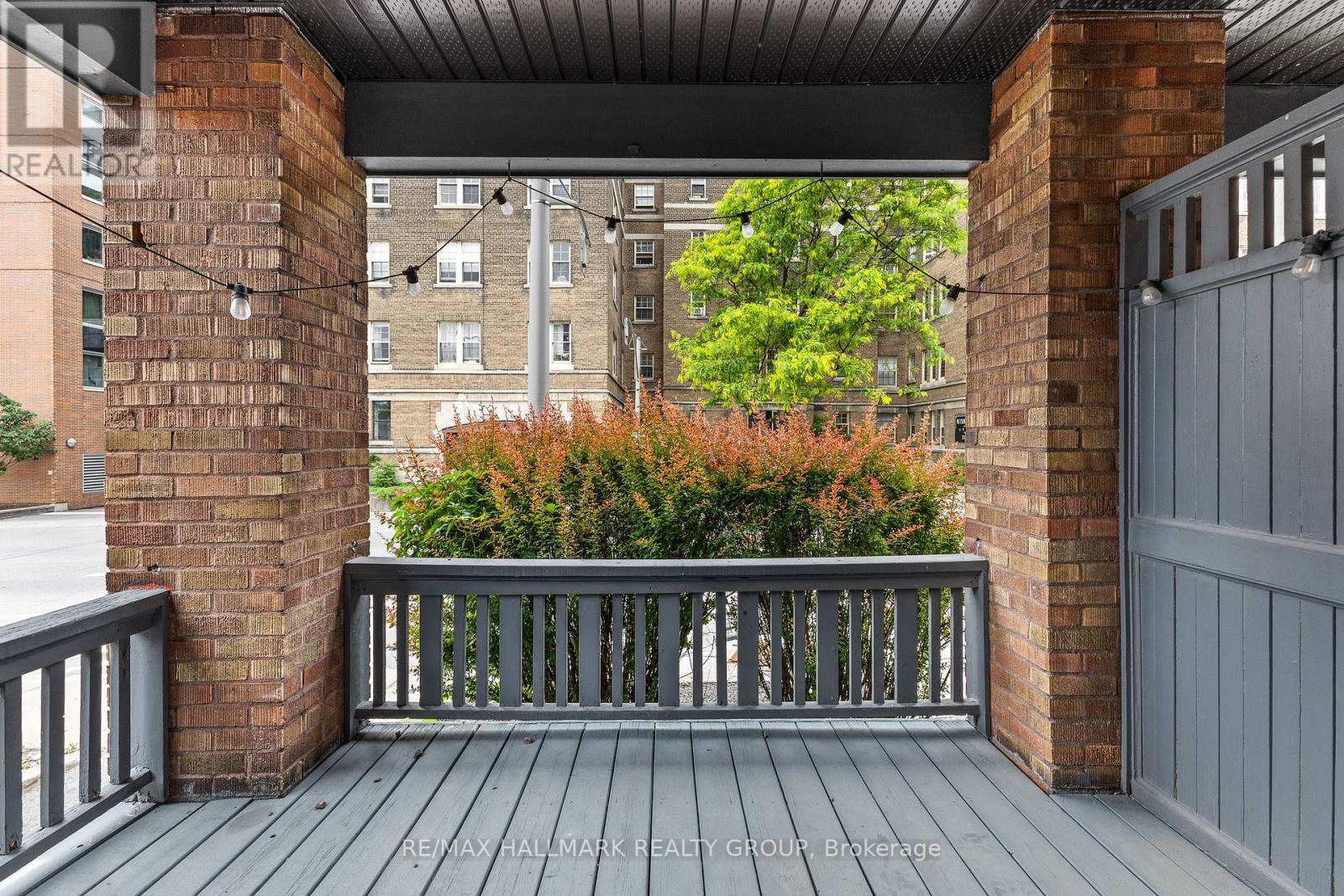 455 METCALFE STREET - 18