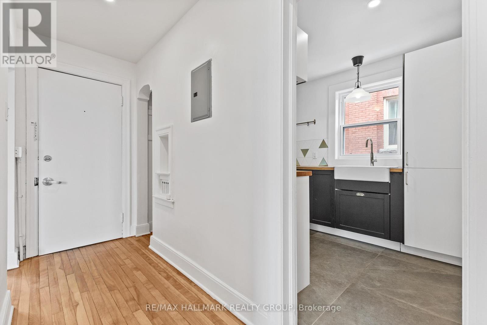 455 METCALFE STREET - 19