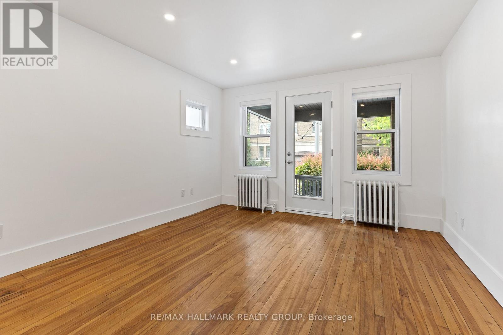 455 METCALFE STREET - 6