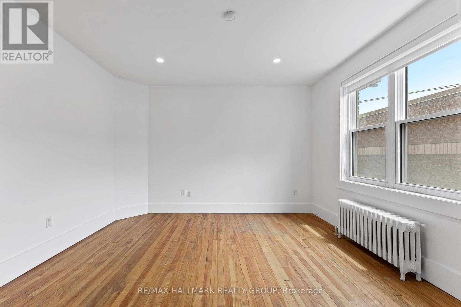 455 METCALFE STREET - 8