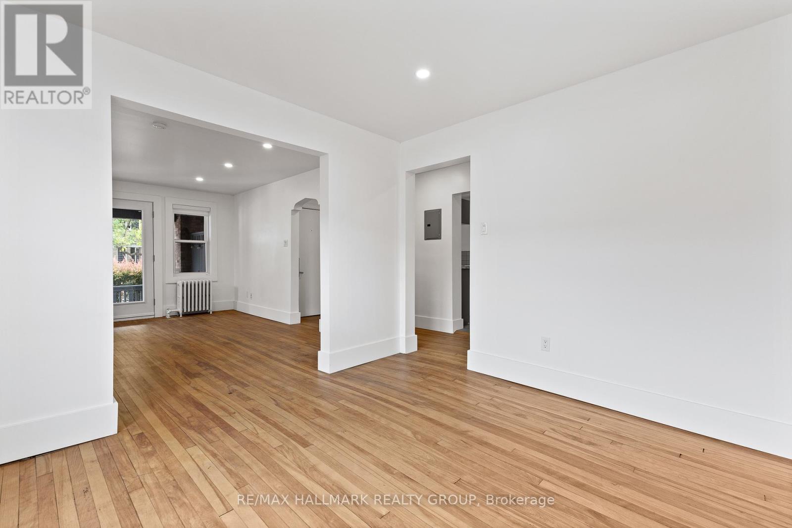 455 METCALFE STREET - 9