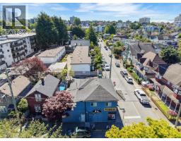 300 Beckley Ave, Victoria, BC V8V1J6 Photo 6