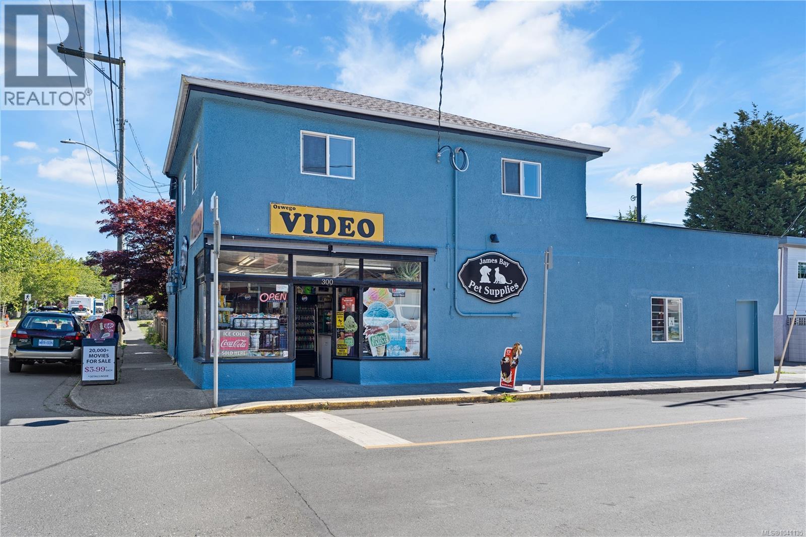  300 Beckley Avenue, Victoria