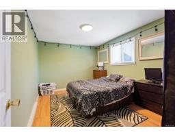 300 Beckley Ave, Victoria, BC V8V1J6 Photo 31