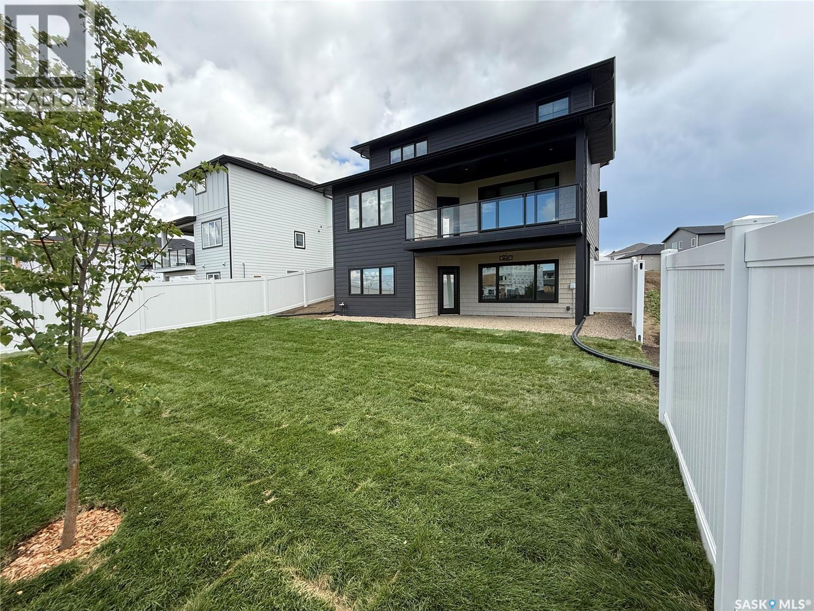 415 Sharma CRESCENT - 52