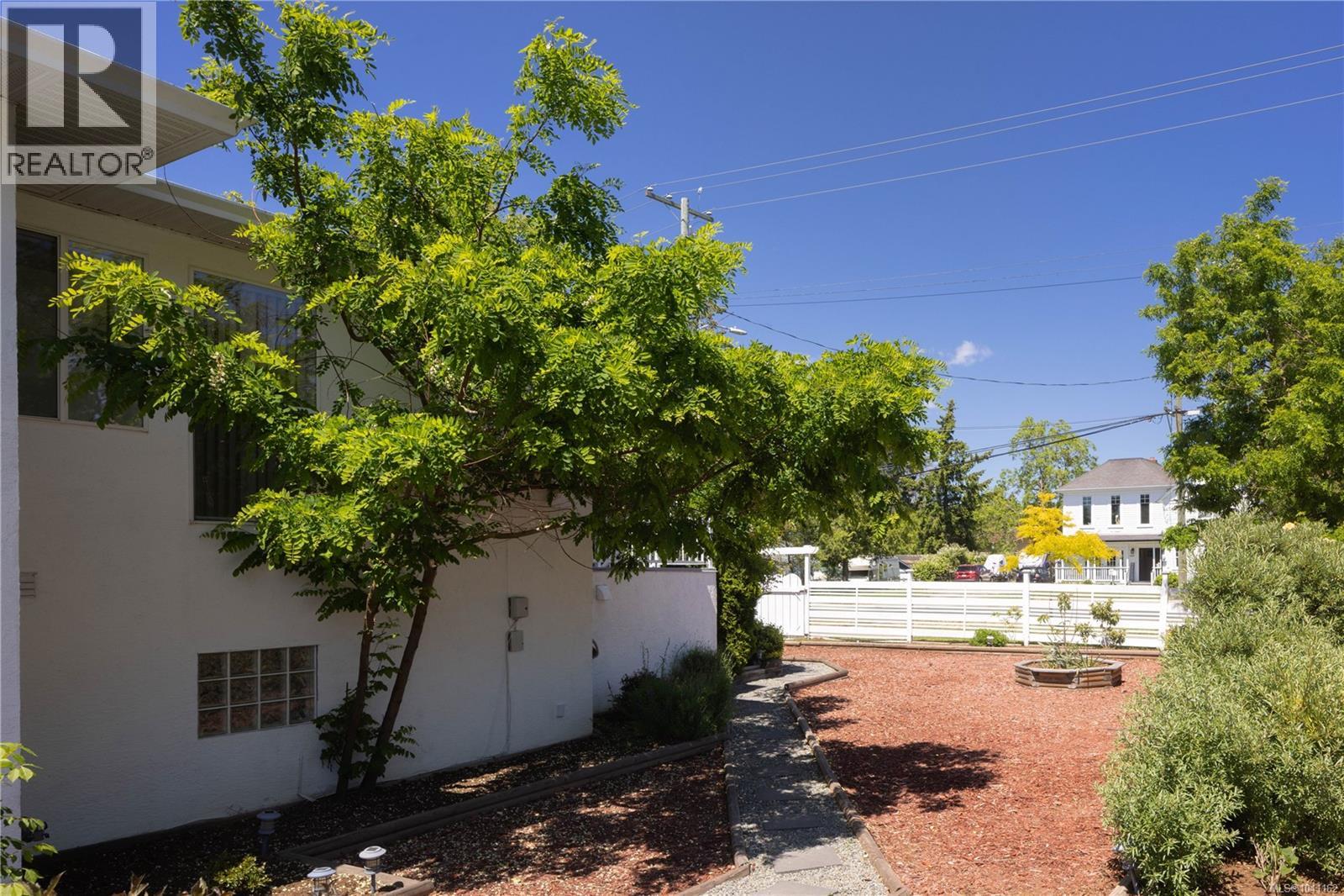  1843 Feltham Road, Saanich