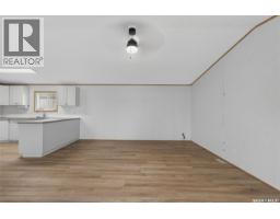 119 Railway Avenue, Kinistino, SK S0J1H0 Photo 19