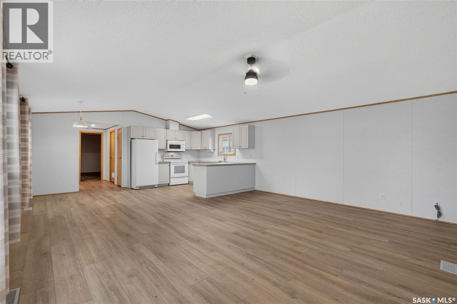 119 Railway AVENUE - 10