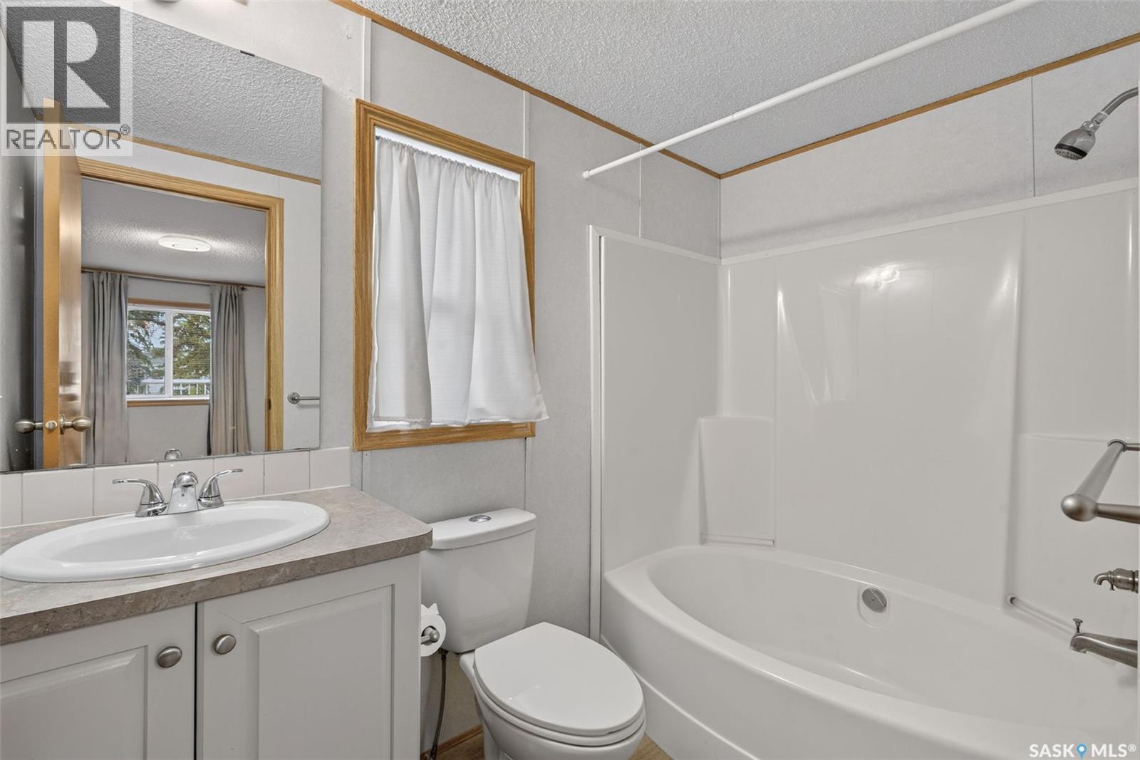 119 Railway AVENUE - 25