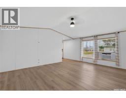 119 Railway Avenue, Kinistino, SK S0J1H0 Photo 17