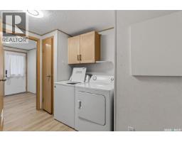 119 Railway Avenue, Kinistino, SK S0J1H0 Photo 32