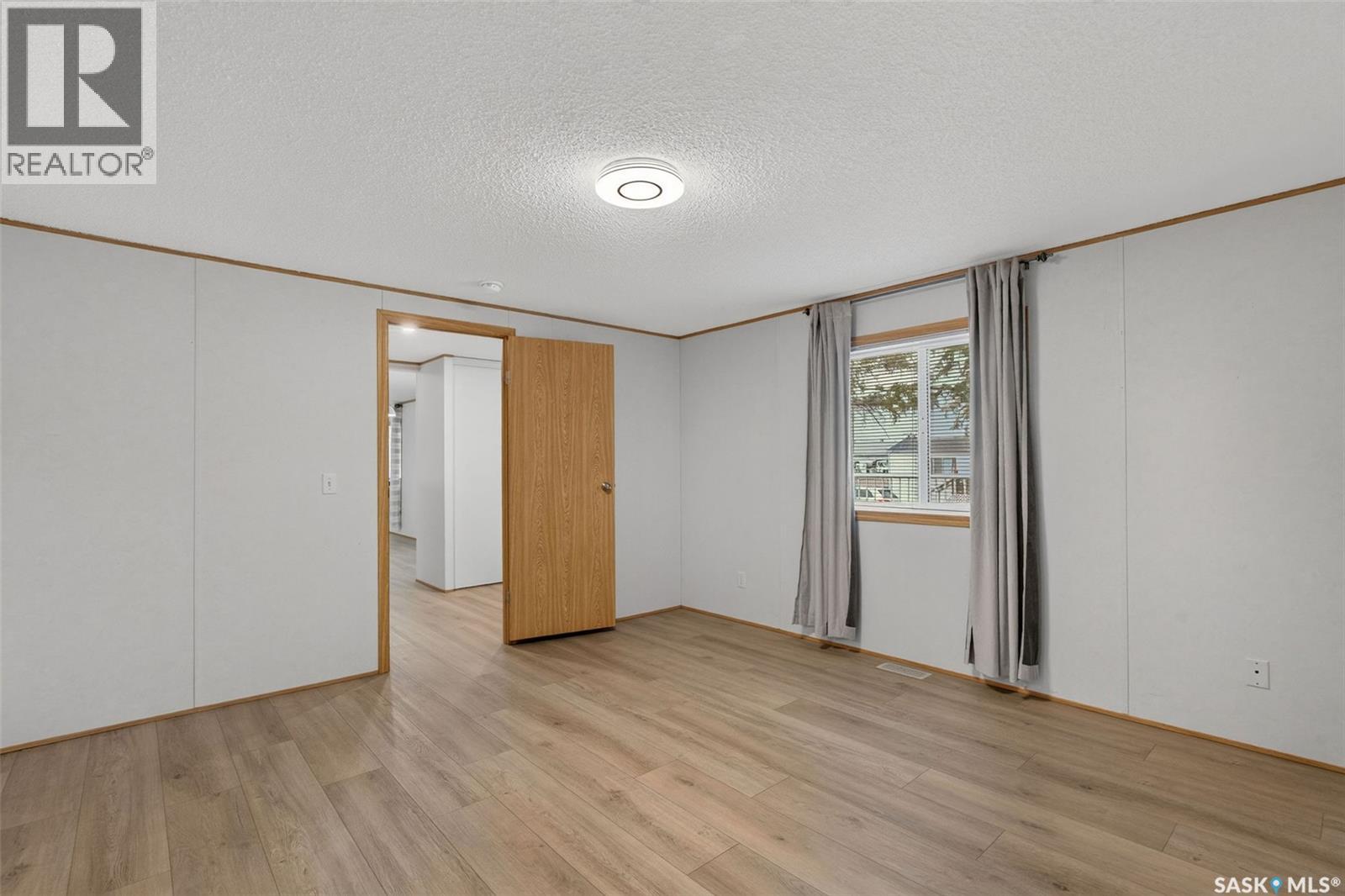 119 Railway AVENUE - 22
