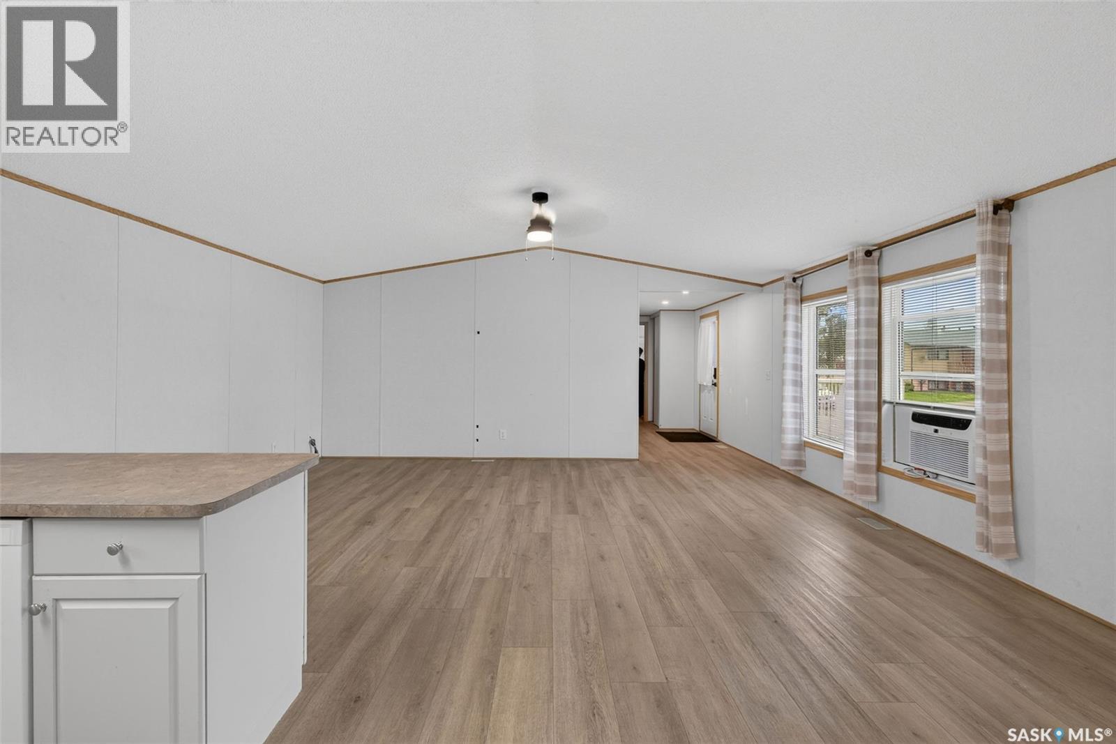 119 Railway AVENUE - 18